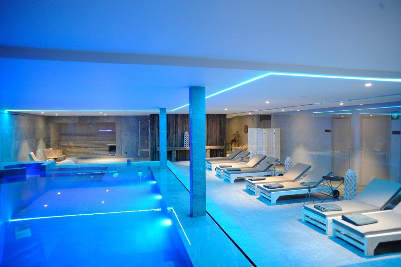 Playa Grande By Tropical - Adults Only Hotel Gavà Kültér fotó